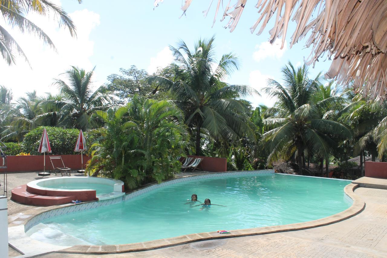 Hotel De La Baie Antsiranana Екстер'єр фото